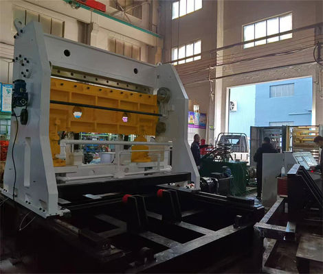 Orta Ölçekli Çelik Uçan Boy Kesme Hattı Kesme Sürekli Boy Kesme Hattı 2-8x1600
