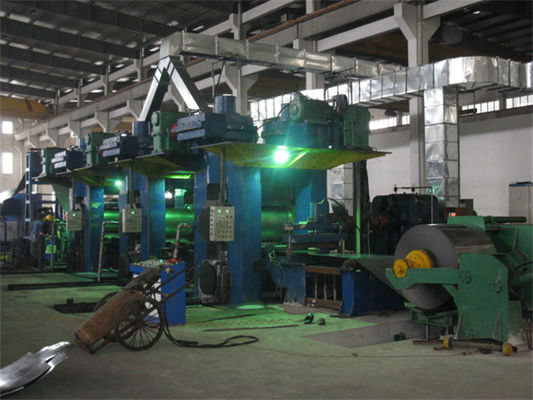 0.8-1.5 X 600mm 4 Spiral Akümülatörlü Yüksek Tandem Soğuk Değirmen 700