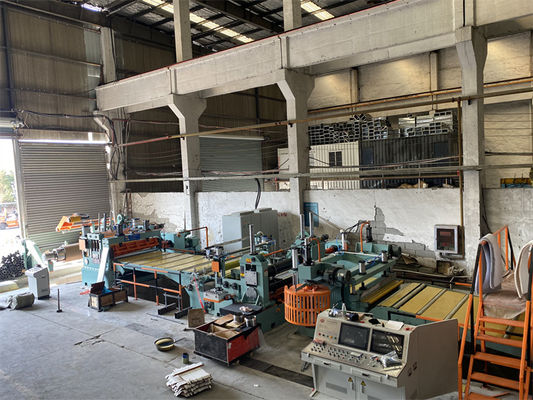 Yüksek Hassasiyetli Sac Hassas Dilme Sürme Hatları Metal Kenar Kırpma 1250mm 300KW