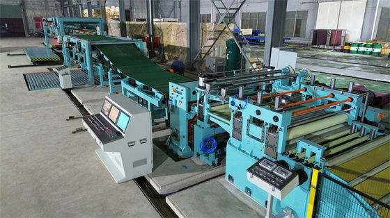Yüksek hassasiyetli servo kesim uzunluk çizgisi kenar kesimi ile paslanmaz çelik bobinleri için