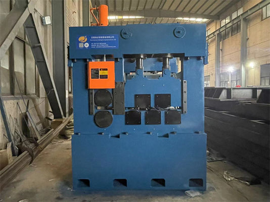 16 X 2000 Q195 Q235 08 çelik için ağır işlevli büyük çaplı HR çelik bobin kesme makinesi
